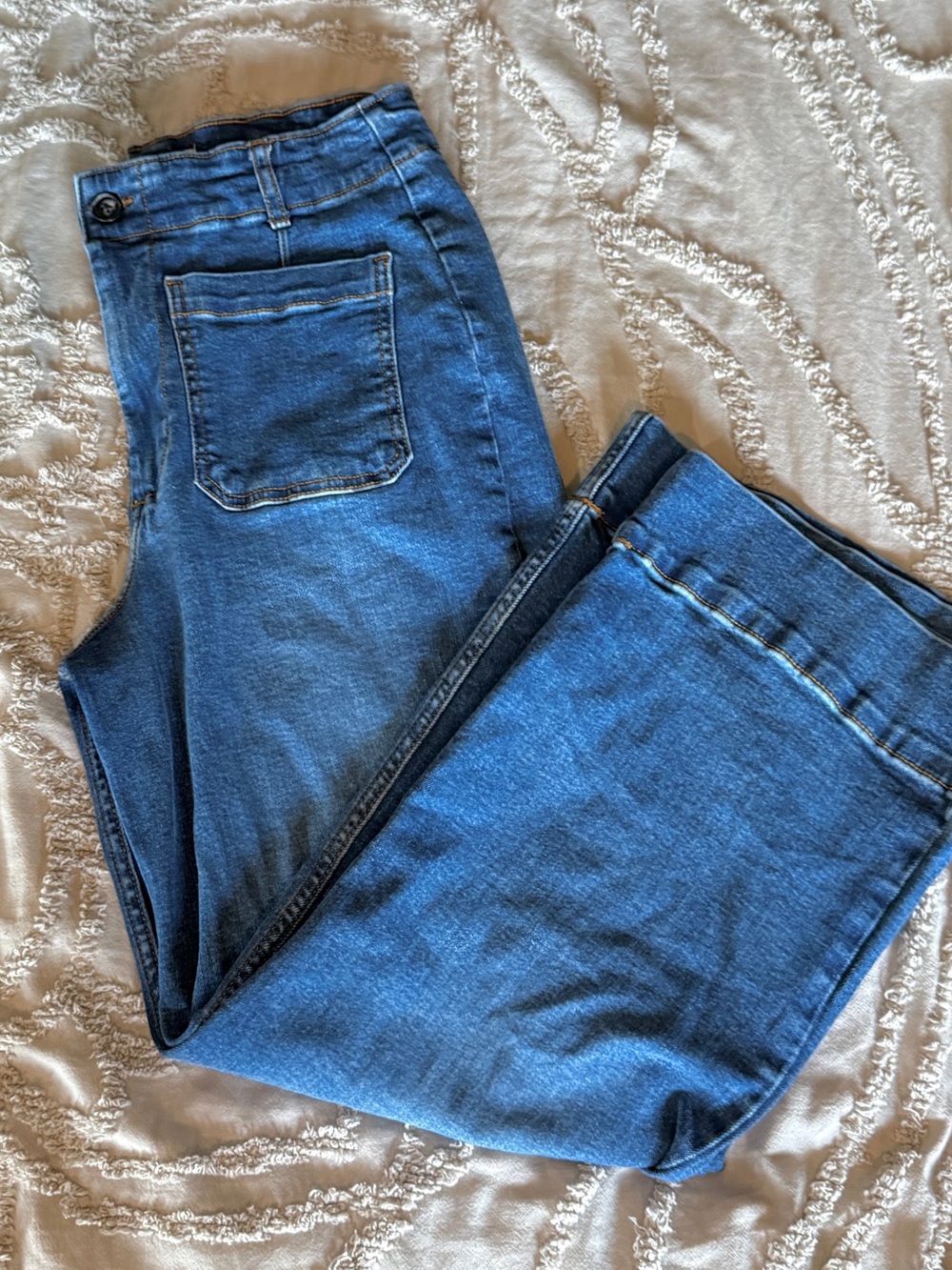 Wide leg front pocket jeans- Bagatelle Collection